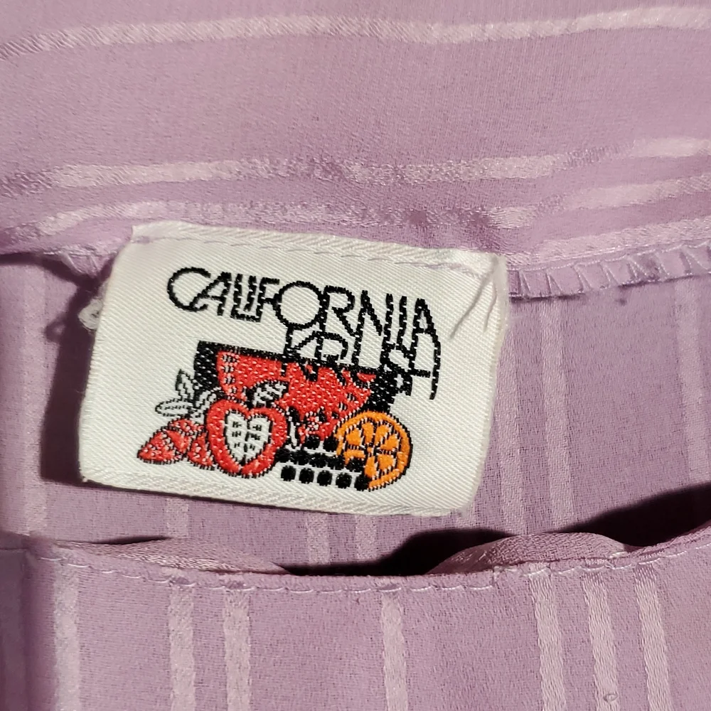 Very vintage (80's?, 70's?) Puffy sleeve silky shirt. Awesome piece - Picture 3 of 8